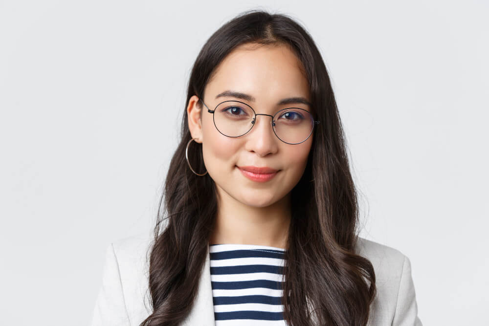Ms. Jennifer Fan